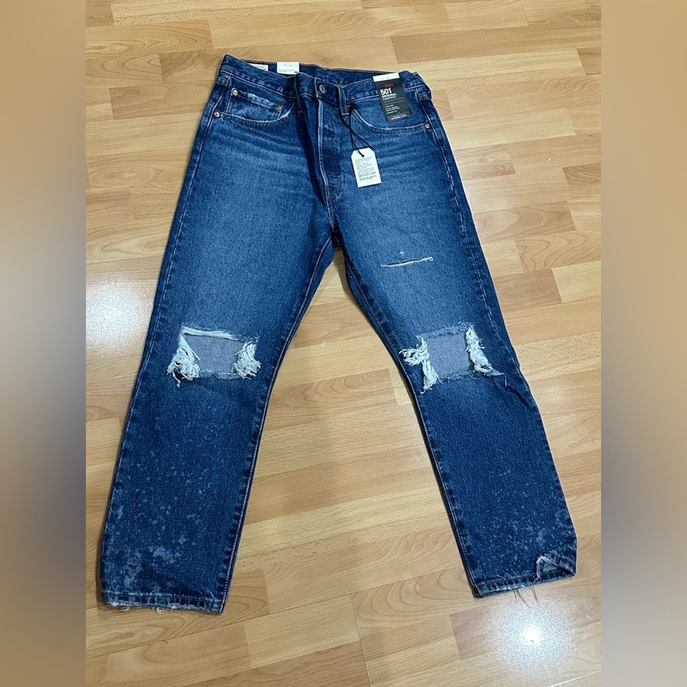 Brand New Levi’s 501 Original Cropped Jeans 👖